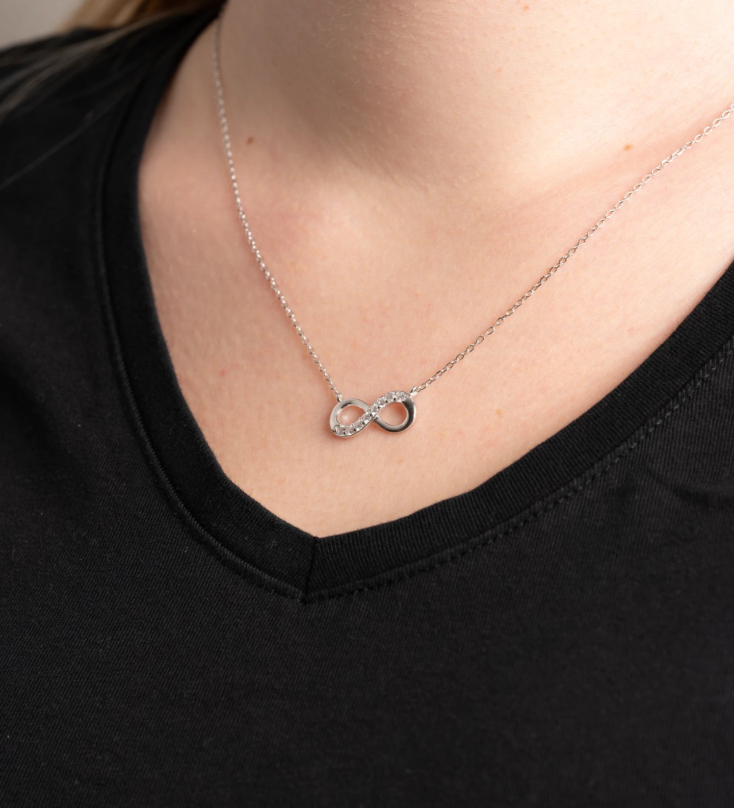 Collier Infinity